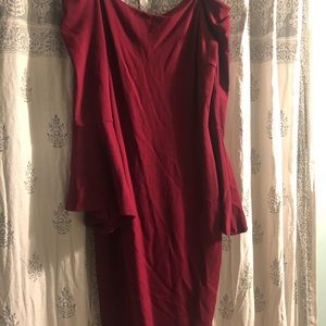 Lulu's Dresses - Maroon off the shoulder midi dress Lulu's Dresses - Maroon off the shoulder midi dress